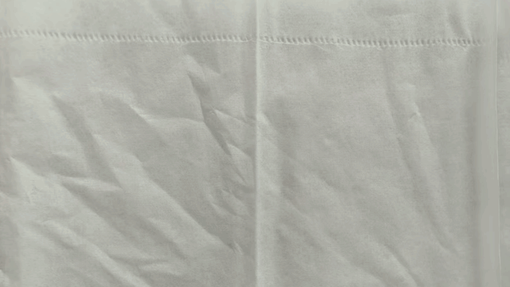 box facial tissue surface pattern